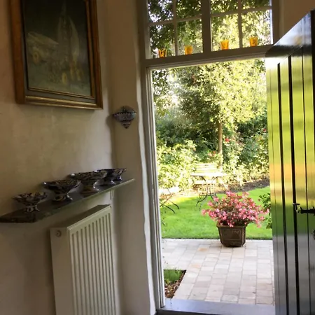 Auberge De Klasse Bed & Breakfast